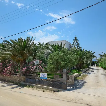 Vrettos Beachfront * Pláka