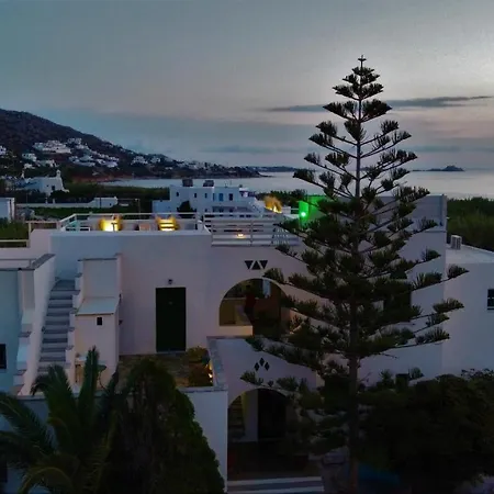 Studios Vrettos Beachfront Hotel * Plaka (Naxos)