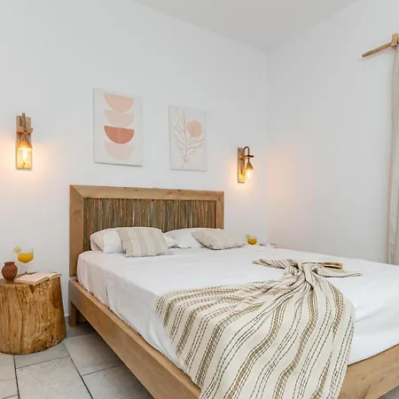 Lägenhet Vrettos Beachfront Pláka