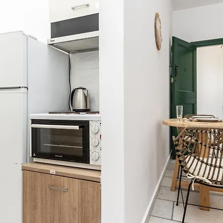 Vrettos Beachfront Lägenhet