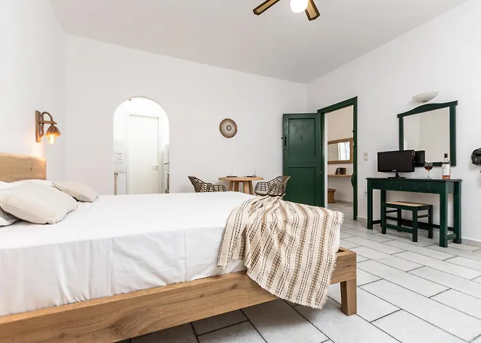 Vrettos Beachfront Pláka