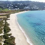 Vrettos Beachside *