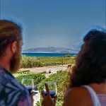 Vrettos Beachside