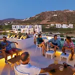 Vrettos Beachside Retreat *