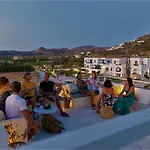 Vrettos Beachside Retreat *