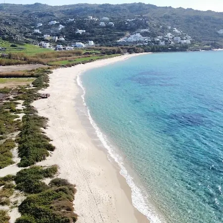 Vrettos Beachside *