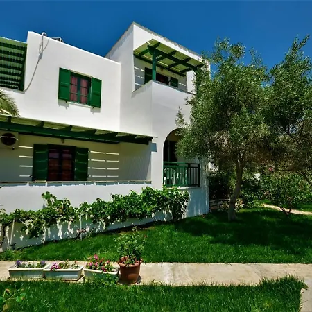 Vrettos Beachfront Apartmán