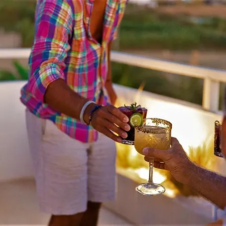 Vrettos Beachfront Apartmán