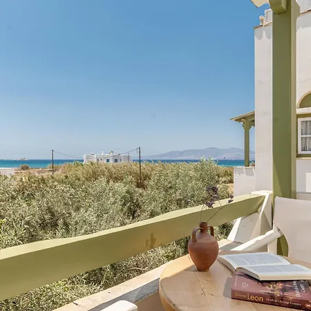 公寓 Vrettos Beachfront *