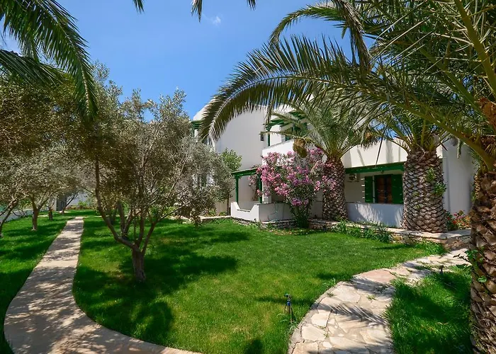 Vrettos Beachfront Appartement Pláka