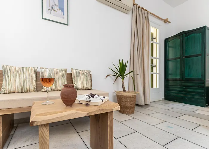 Vrettos Beachfront * Pláka